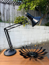 Load image into Gallery viewer, Iconic Retro Black Superlux Lamp