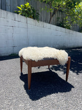 Load image into Gallery viewer, Mid-Century Airest Parker Ottoman/side table