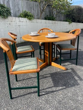 Load image into Gallery viewer, Solid Rimu Dining Set (Table + 4 Chairs)
