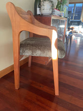 Load image into Gallery viewer, Danish Style Mid Century Dining Chair - Set of 6
