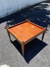 Load image into Gallery viewer, Mid-Century Airest Parker Ottoman/side table
