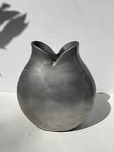 Load image into Gallery viewer, Metal Petal Vase
