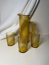 Load image into Gallery viewer, Retro Amber Kaaru Snowdrift Glass Water Jug/Glasses Set
