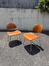 Load image into Gallery viewer, Pair of Eames Replica Chairs
